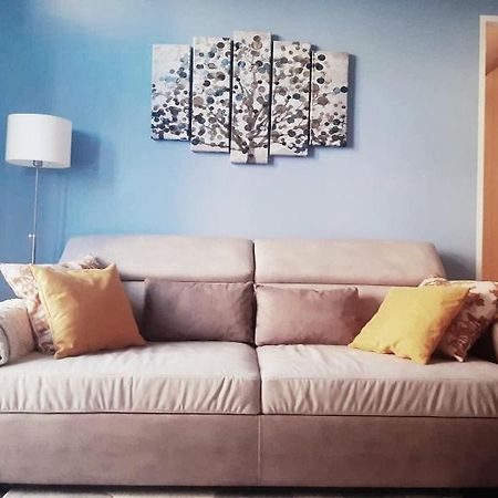 Kinghouse Apartment โดโมดอสโซลา ภายนอก รูปภาพ