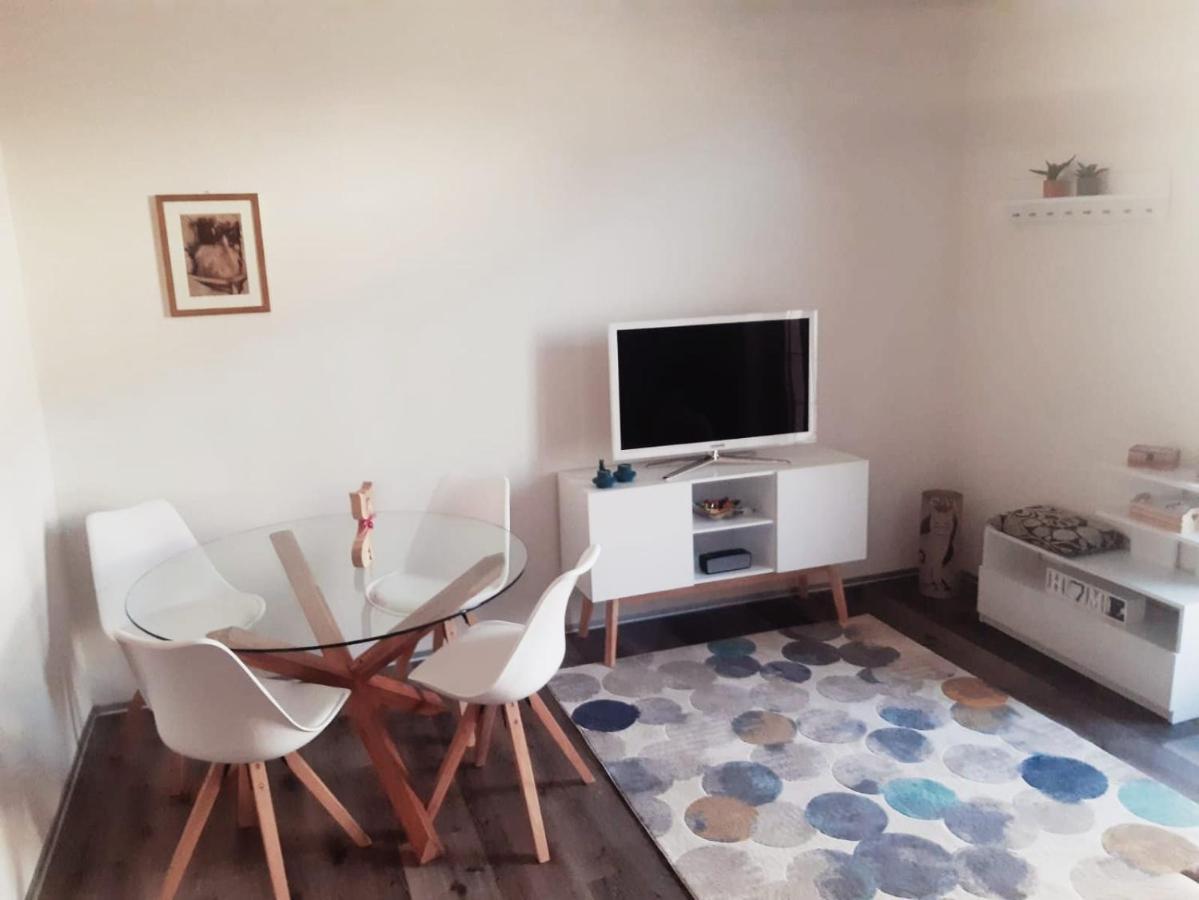 Kinghouse Apartment โดโมดอสโซลา ภายนอก รูปภาพ