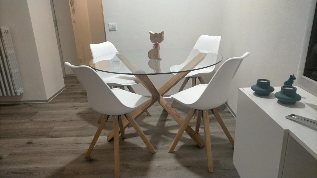 Kinghouse Apartment โดโมดอสโซลา ภายนอก รูปภาพ